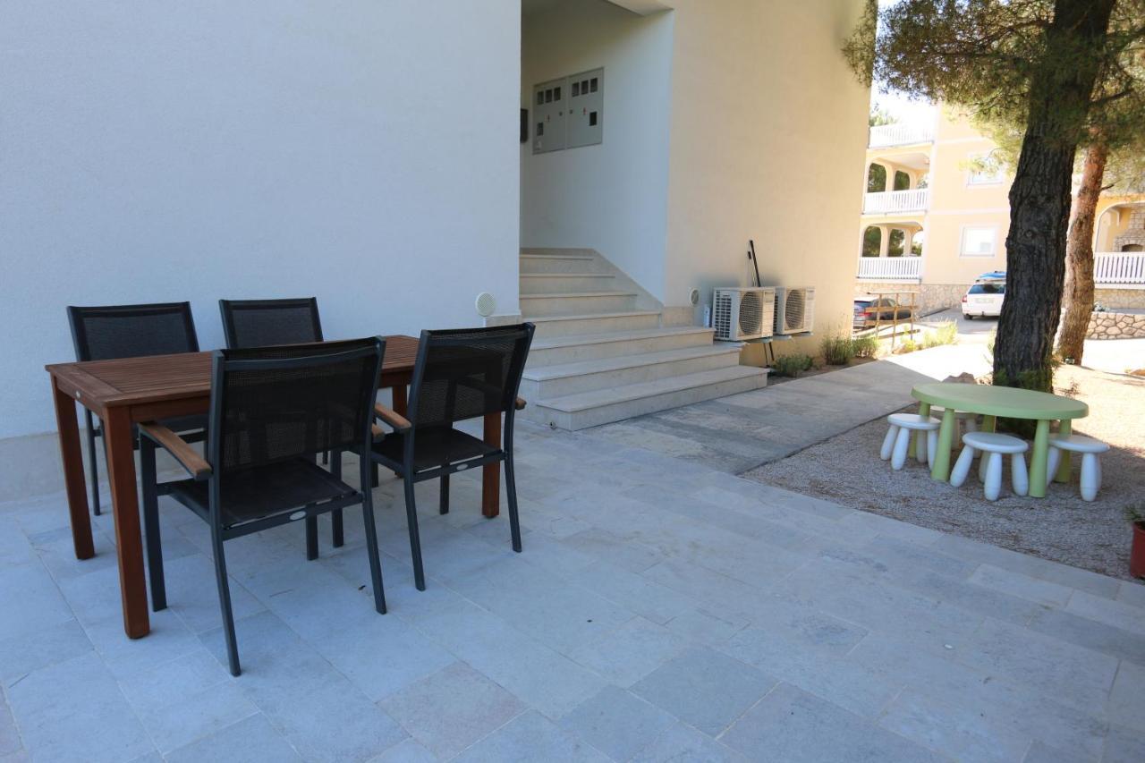 Apartments Roberta Šilo Dış mekan fotoğraf